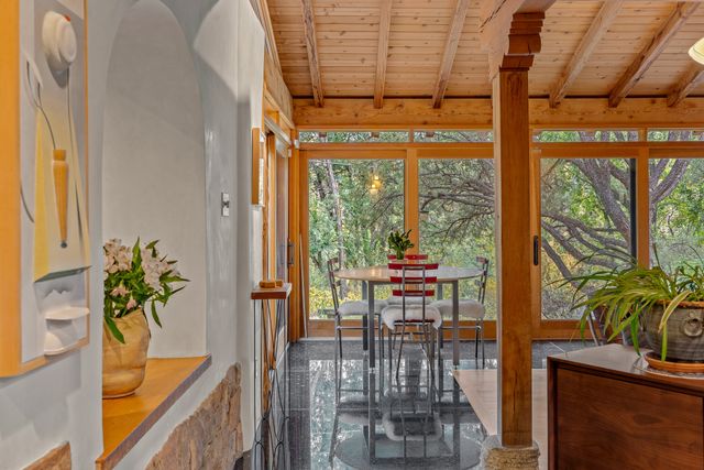 1330 Bishops Lodge Road, Santa Fe, NM 87506