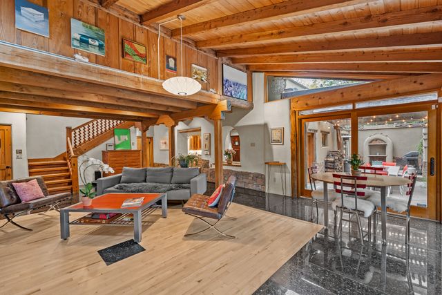 1330 Bishops Lodge Road, Santa Fe, NM 87506