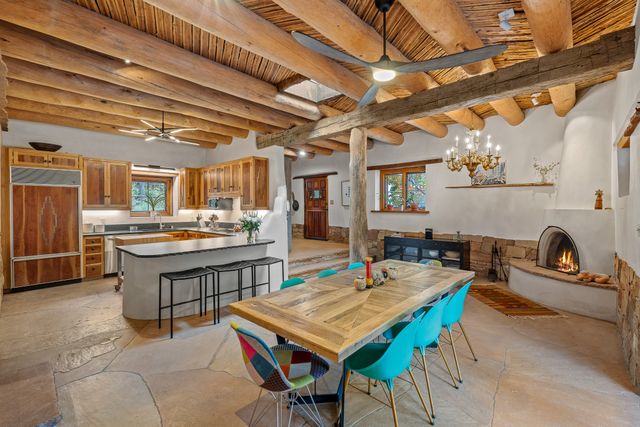 1330 Bishops Lodge Road, Santa Fe, NM 87506