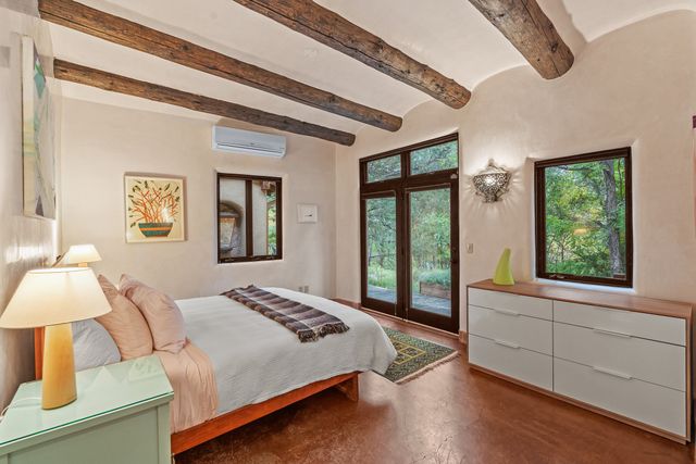 1330 Bishops Lodge Road, Santa Fe, NM 87506