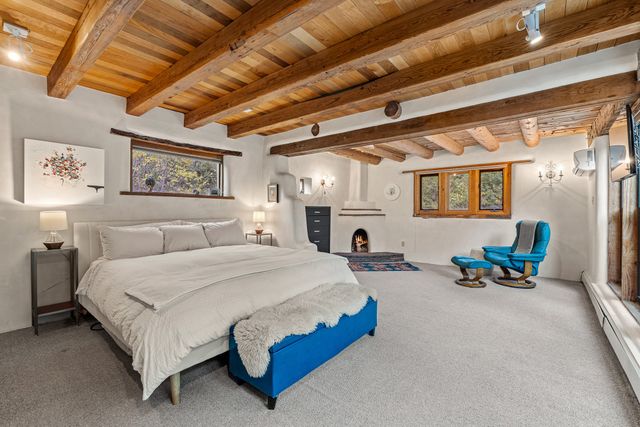 1330 Bishops Lodge Road, Santa Fe, NM 87506