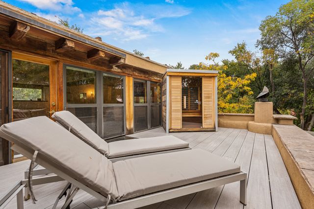 1330 Bishops Lodge Road, Santa Fe, NM 87506