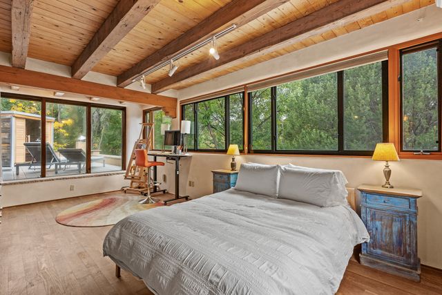 1330 Bishops Lodge Road, Santa Fe, NM 87506