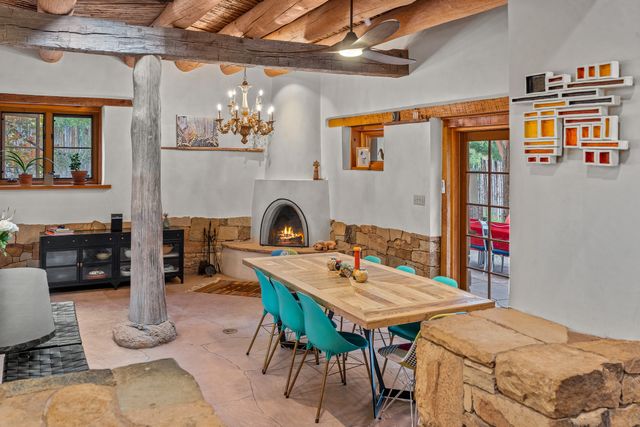 1330 Bishops Lodge Road, Santa Fe, NM 87506