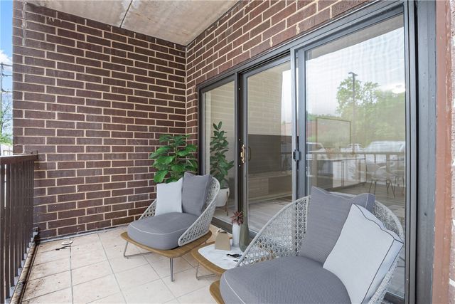 5600 Munhall Rd 201, Squirrel Hill, PA 15217