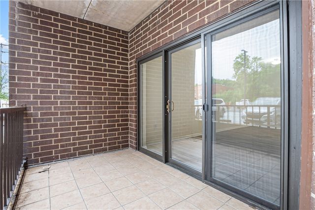 5600 Munhall Rd 201, Squirrel Hill, PA 15217