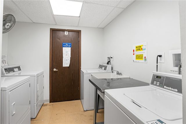 5600 Munhall Rd 201, Squirrel Hill, PA 15217