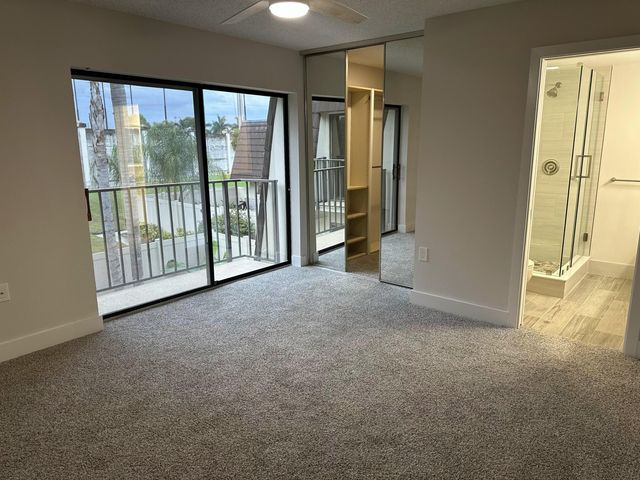 7307 73rd Way, West Palm Beach, FL 33407