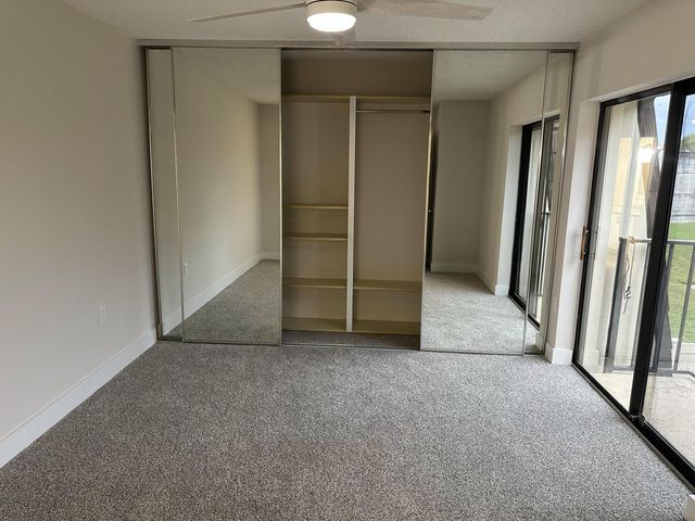 7307 73rd Way, West Palm Beach, FL 33407