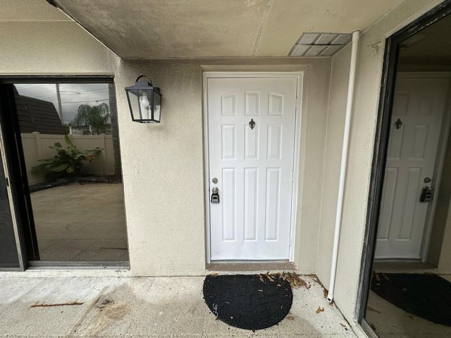 7307 73rd Way, West Palm Beach, FL 33407