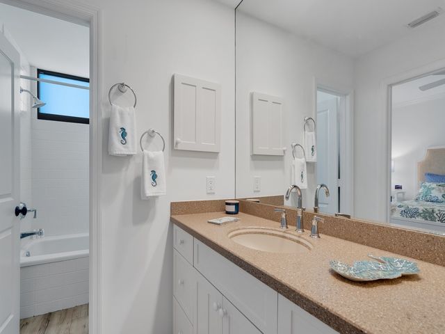 5554 Highway A1a Highway 201, Vero Beach, FL 32963