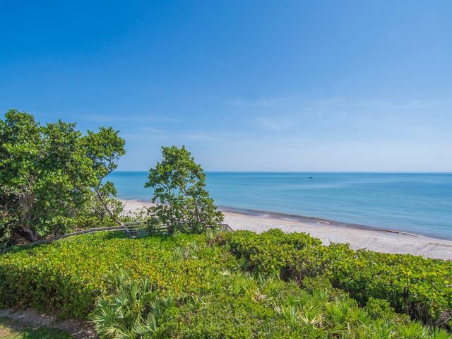 5554 Highway A1a Highway 201, Vero Beach, FL 32963