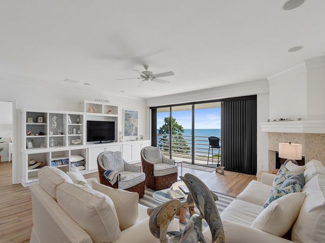 5554 Highway A1a Highway 201, Vero Beach, FL 32963