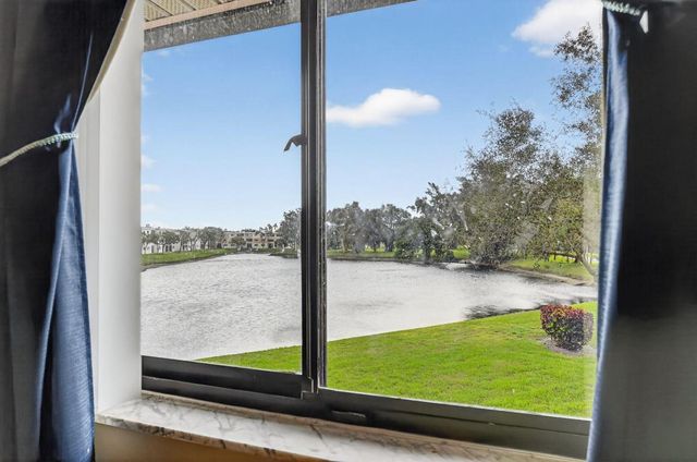 15488 Lakes Of Delray Boulevard 207, Delray Beach, FL 33484