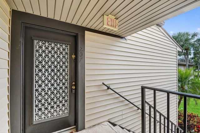 15488 Lakes Of Delray Boulevard 207, Delray Beach, FL 33484