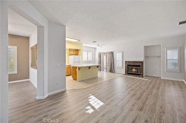 45641 Knightsbridge Street, Lancaster, CA 93534