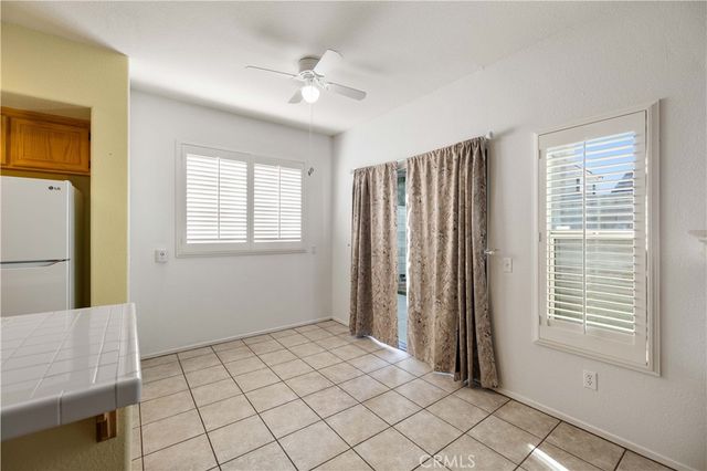 45641 Knightsbridge Street, Lancaster, CA 93534
