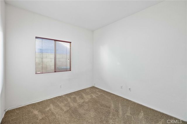 45641 Knightsbridge Street, Lancaster, CA 93534