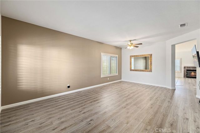 45641 Knightsbridge Street, Lancaster, CA 93534