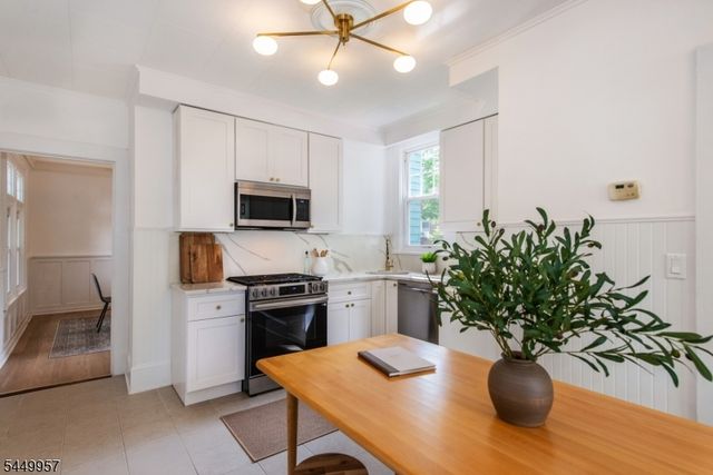 749 Valley St, City Of Orange Twp., NJ 07050