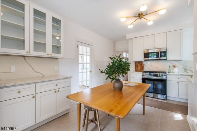749 Valley St, City Of Orange Twp., NJ 07050
