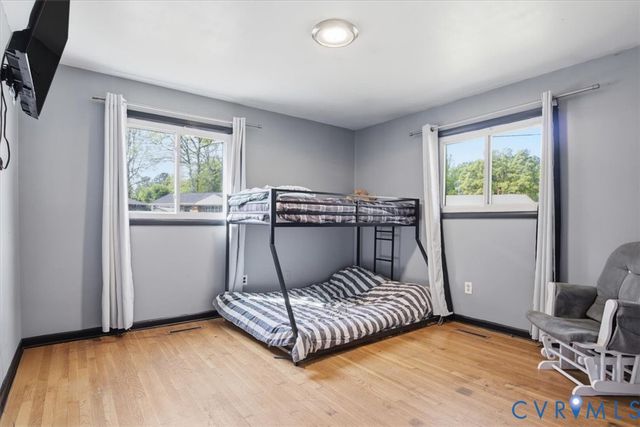 117 Homestead Dr, Colonial Heights, VA 23834