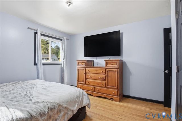 117 Homestead Dr, Colonial Heights, VA 23834