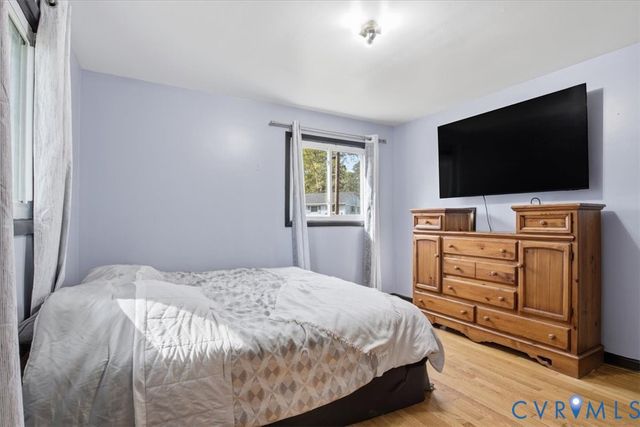 117 Homestead Dr, Colonial Heights, VA 23834