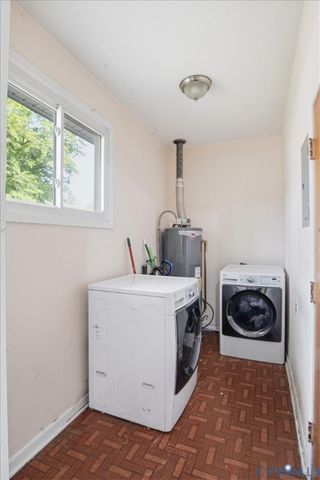 117 Homestead Dr, Colonial Heights, VA 23834