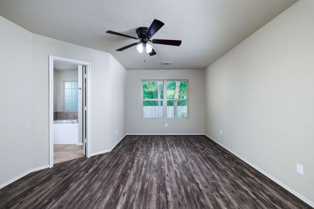 5812 Olde Oaks Drive, Conroe, TX 77378