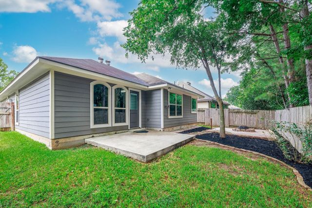 5812 Olde Oaks Drive, Conroe, TX 77378