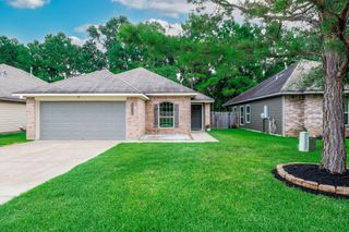 5812 Olde Oaks Drive, Conroe, TX 77378
