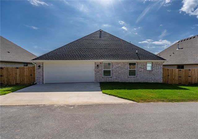 4206 SW Adams Road, Bentonville, AR 72713