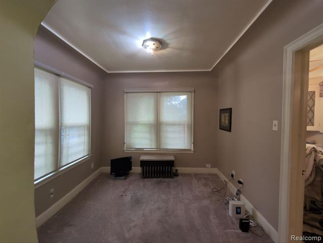 17545 San Juan Drive, Detroit, MI 48221
