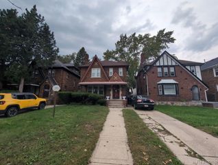 17545 San Juan Drive, Detroit, MI 48221