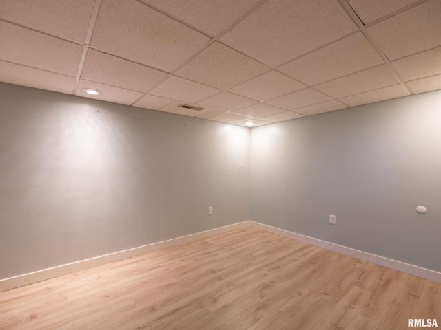 1 RICHARDSON Court, Pekin, IL 61554