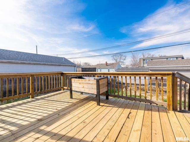 1 RICHARDSON Court, Pekin, IL 61554