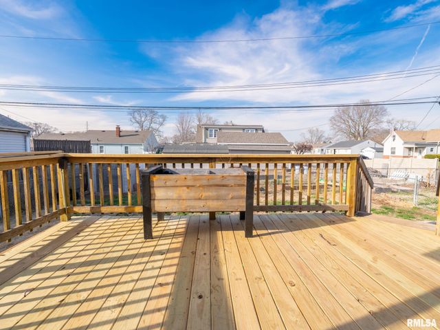 1 RICHARDSON Court, Pekin, IL 61554