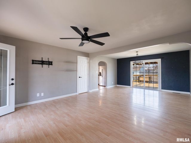 1 RICHARDSON Court, Pekin, IL 61554