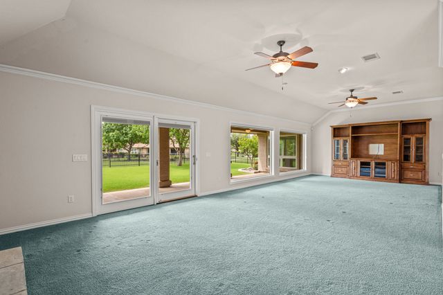 10005 Countryside Drive, Denton, TX 76207
