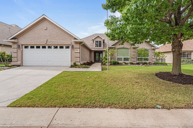 10005 Countryside Drive, Denton, TX 76207