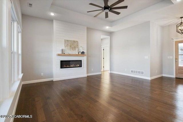 2424 KIRK DRIVE, Holts Summit, MO 65043