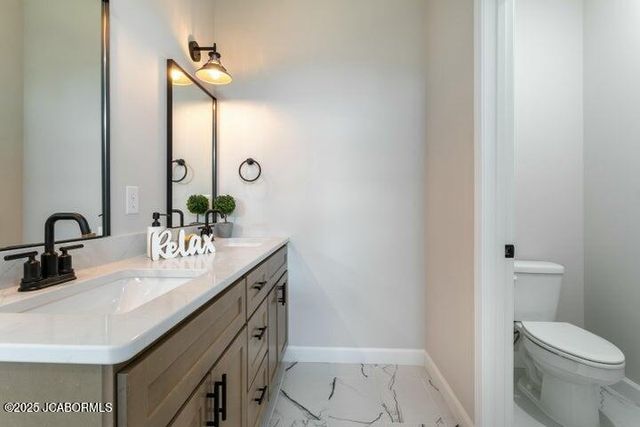 2424 KIRK DRIVE, Holts Summit, MO 65043