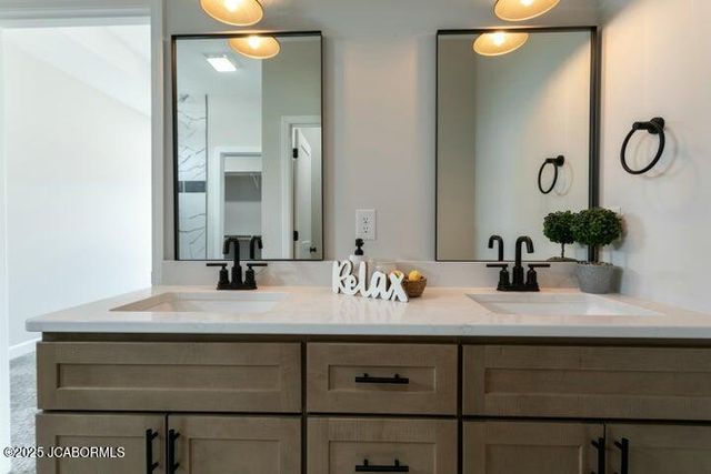 2424 KIRK DRIVE, Holts Summit, MO 65043