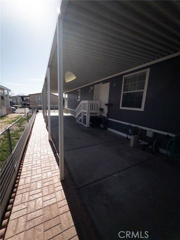 20843 Waalew Rd., Apple Valley, CA 92307