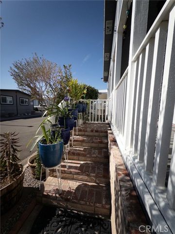 20843 Waalew Rd., Apple Valley, CA 92307