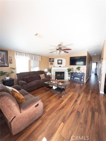 20843 Waalew Rd., Apple Valley, CA 92307