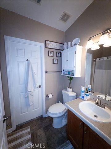 20843 Waalew Rd., Apple Valley, CA 92307