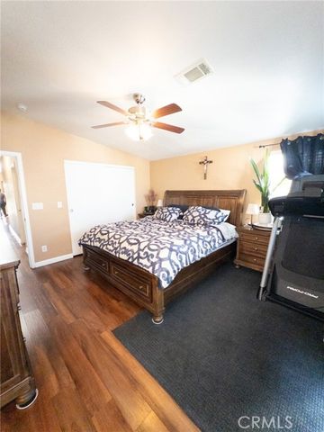 20843 Waalew Rd., Apple Valley, CA 92307