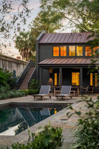 169 Wentworth Street, Charleston, SC 29401